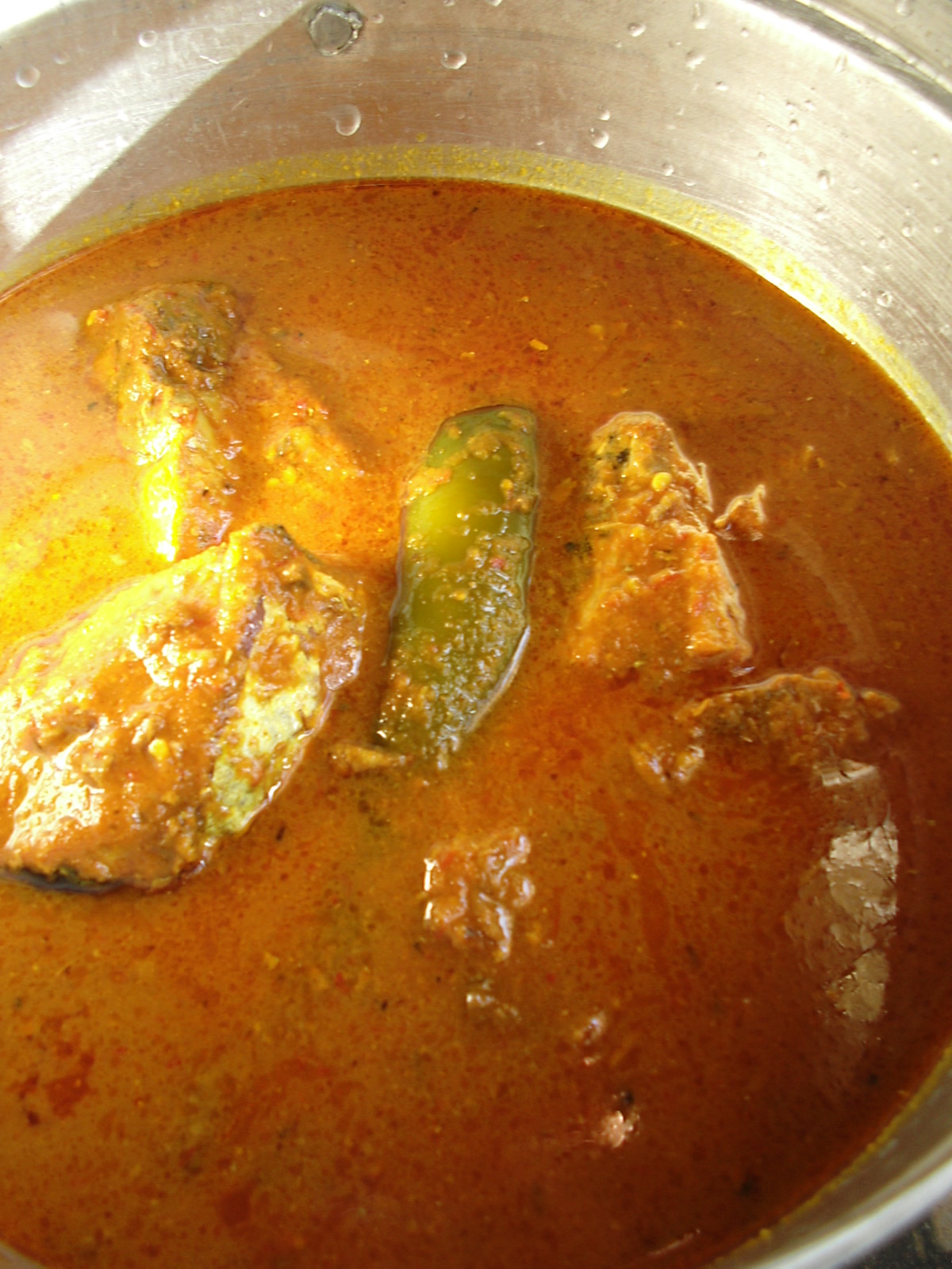 Gulai ikan tongkol nasi dagang kelantan