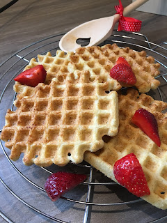 Knusper Waffel ohne Mehl und ohne Zucker