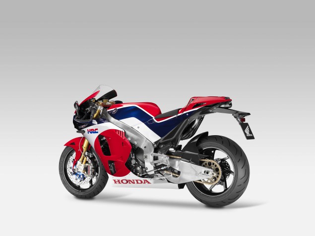 Honda RC213V-S . . . inilah MotoGP versi produksi masal !