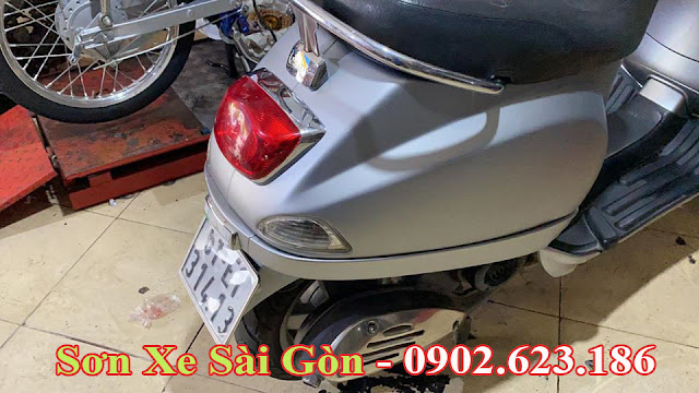 Mẫu sơn xe Vespa LX màu ghi bạc cực đẹp