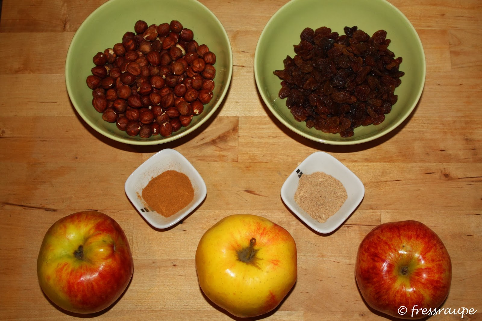 fressraupe: Apfelbrot fressraupe: Apfelbrot