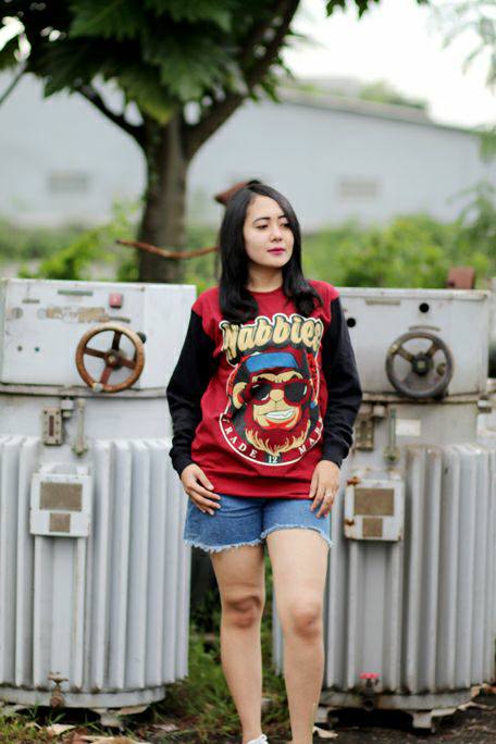 Wanita Cantik Foto Model Kaos Distro - Kumpulan Foto Model Distro
