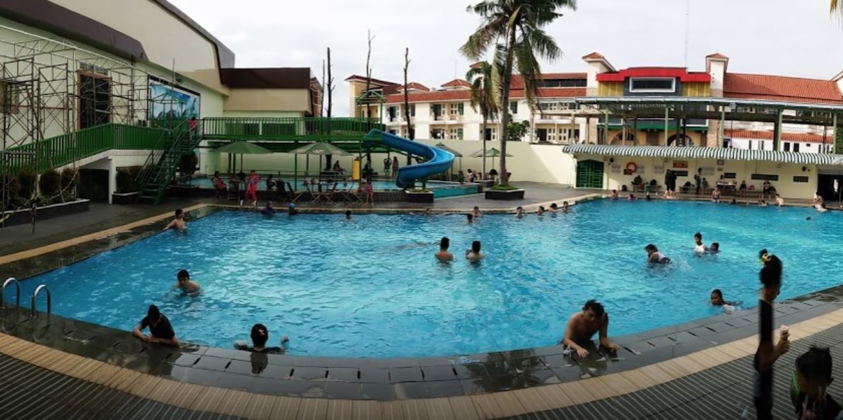 Kolam Renang dengan Pemandangan Alam Terbaik di Lembang Bandung Pemandangan Alami