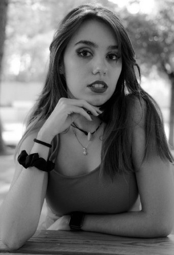 Beatriz Marcos escritora novela romantica