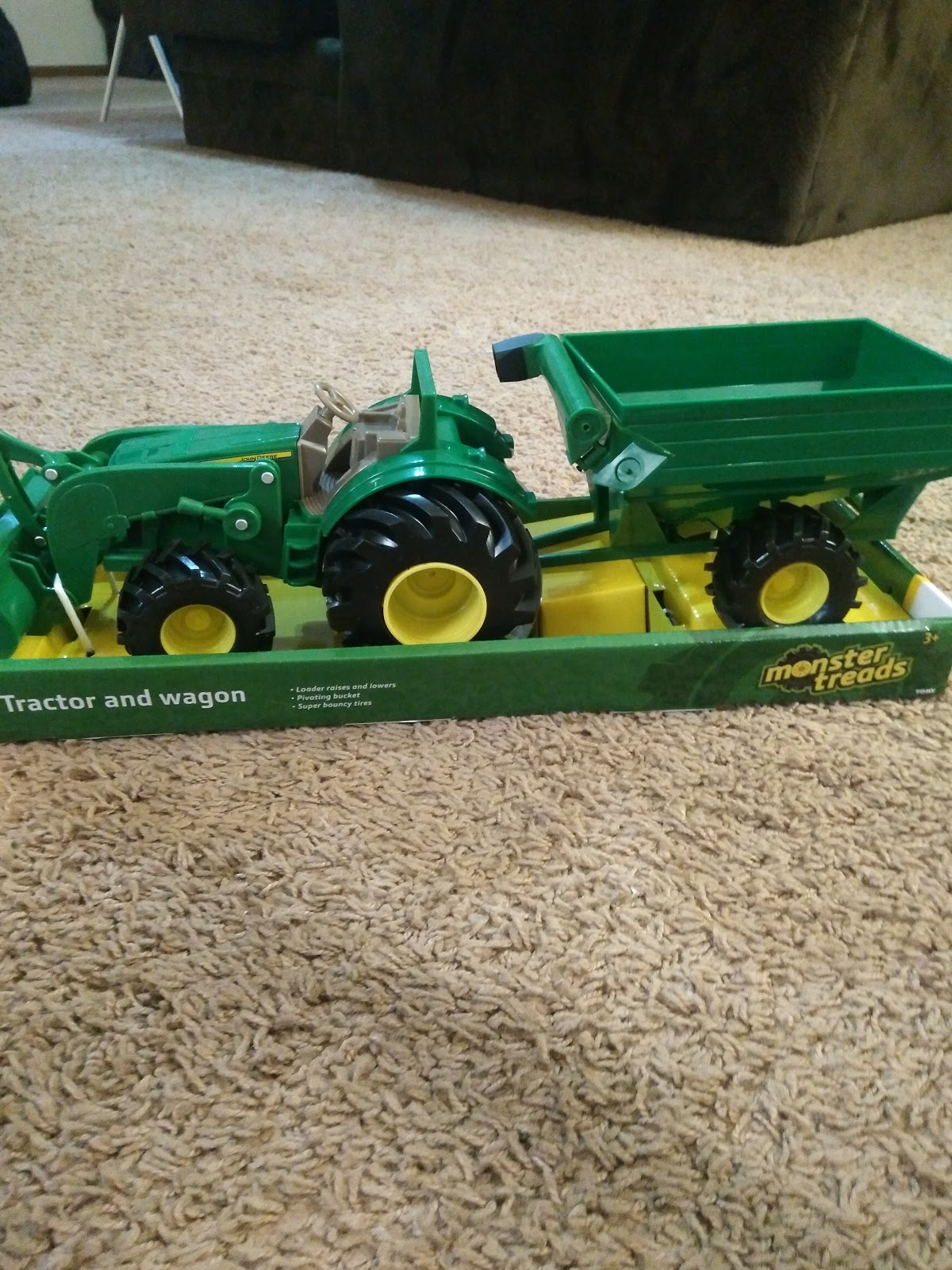 john deere monster treads tractor with wagon