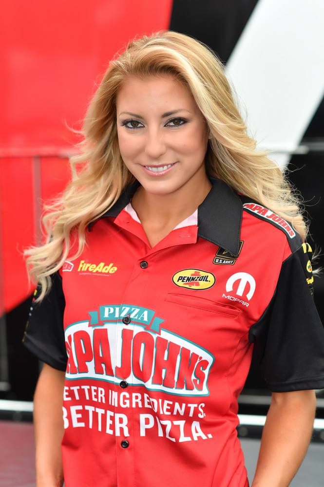 A Look at Stunning NHRA Top Fuel driver Leah Pritchett LeahPritchettTF