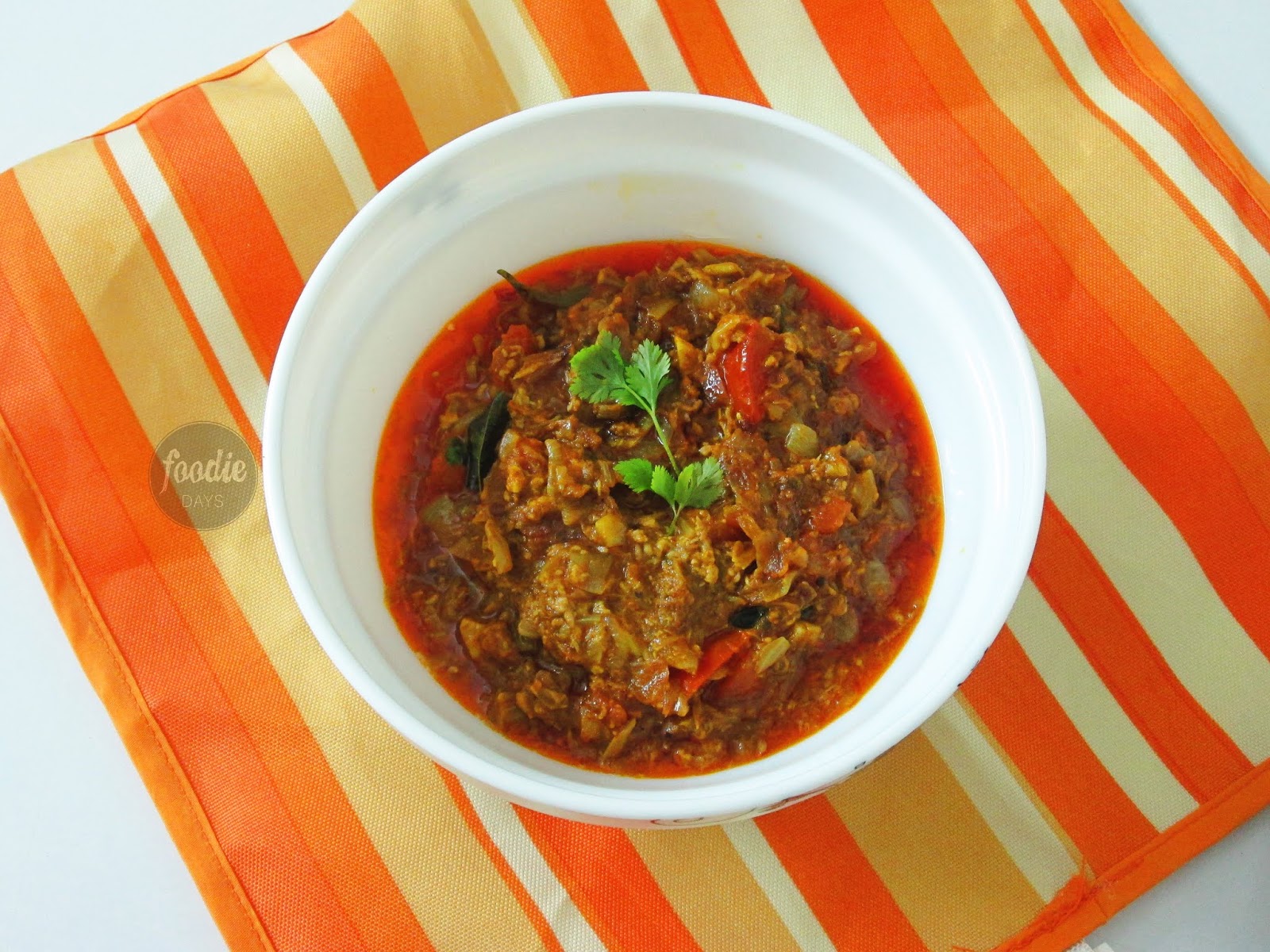 Tuna masala Canned tuna Gravy Bachelors recipe