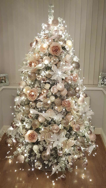 RETRO KIMMER'S BLOG: 12 GORGEOUS CHRISTMAS TREE DESIGNS FOR 2019