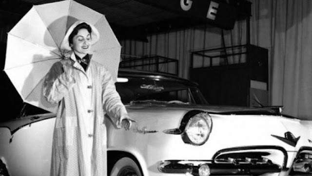 model and la femme dodge model and la femme dodge