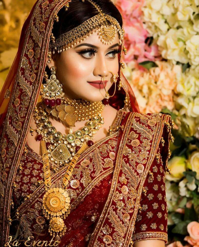 Beautiful Bangali Bride Gold Jewellery Mang Patti Necklace.