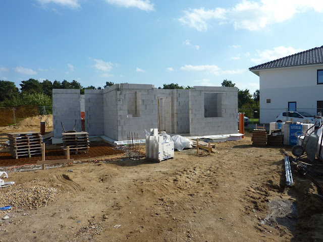 PROJEKT: "UNSER TRAUMHAUS": Garage, Kellertreppe & Co.