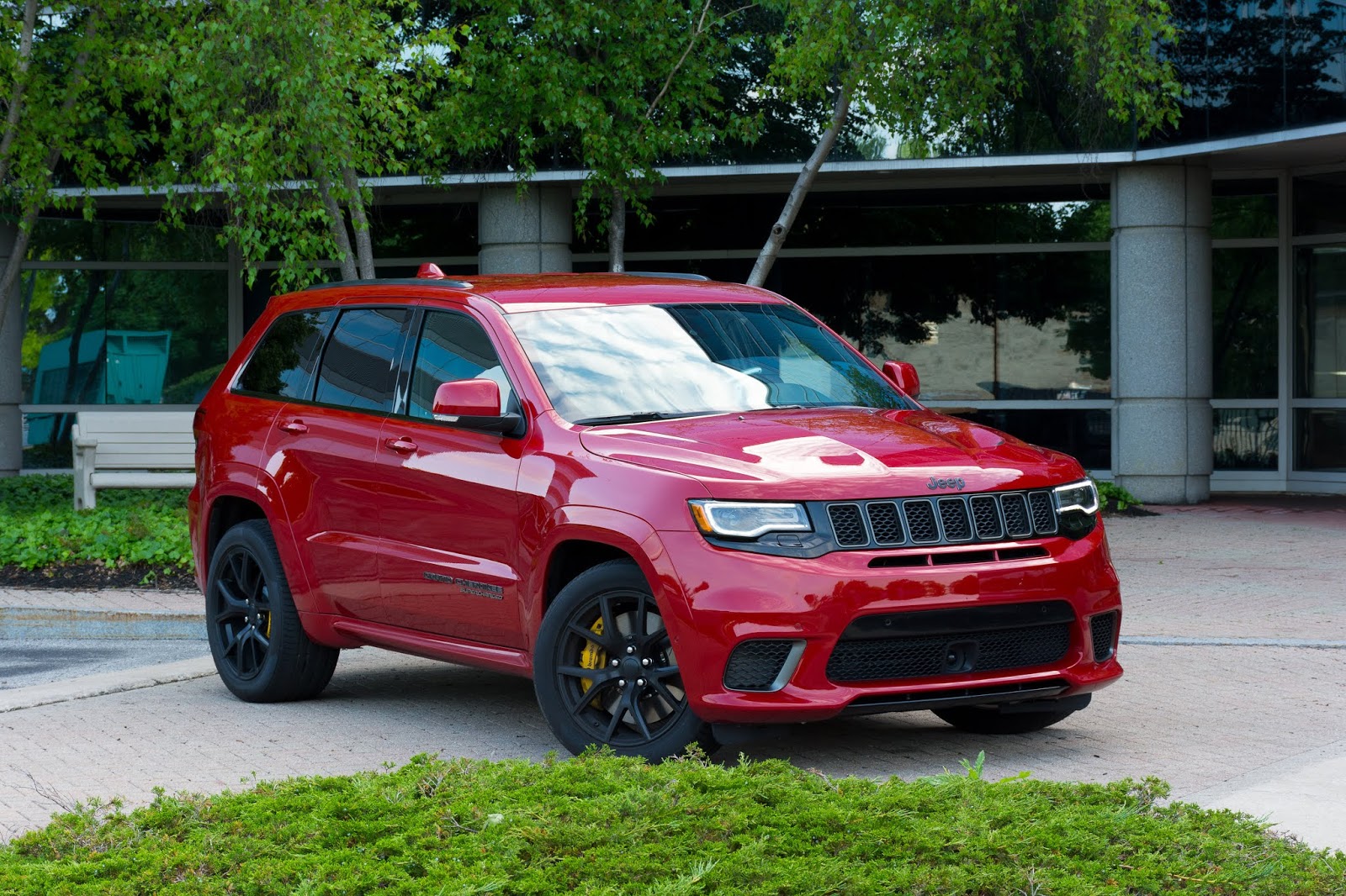 JEEP Grand Cherokee Supercharged Trackhack HEMI 6.2