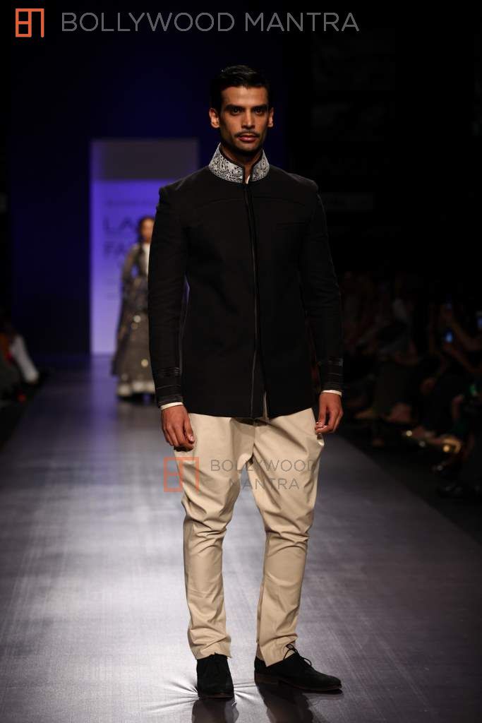 Manish Malhotra @ Lakme Fashion Week 2013 | Fashion and Grooming Geek