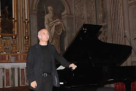 Ludovico Einaudi takes the applause after a  performance at the Palazzo del Quirinale