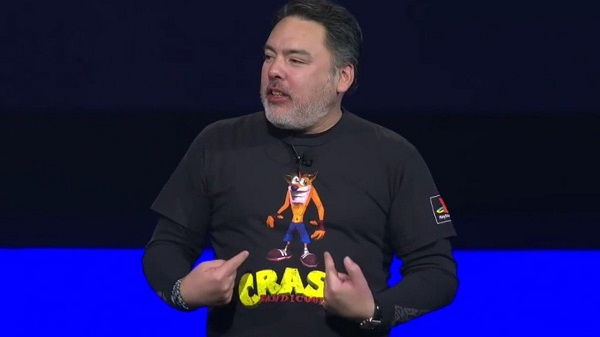 رئيس استوديوهات بلايستيشن السابق Shawn Layden يعبر عن تخوفه من استمرار ارتفاع أسعار الألعاب في المستقبل