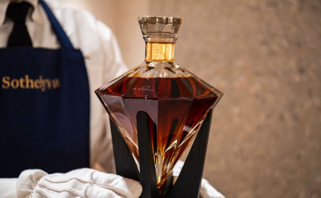 Thewrapupmagazine JayZ Sells Off One Bottle Of D’usse