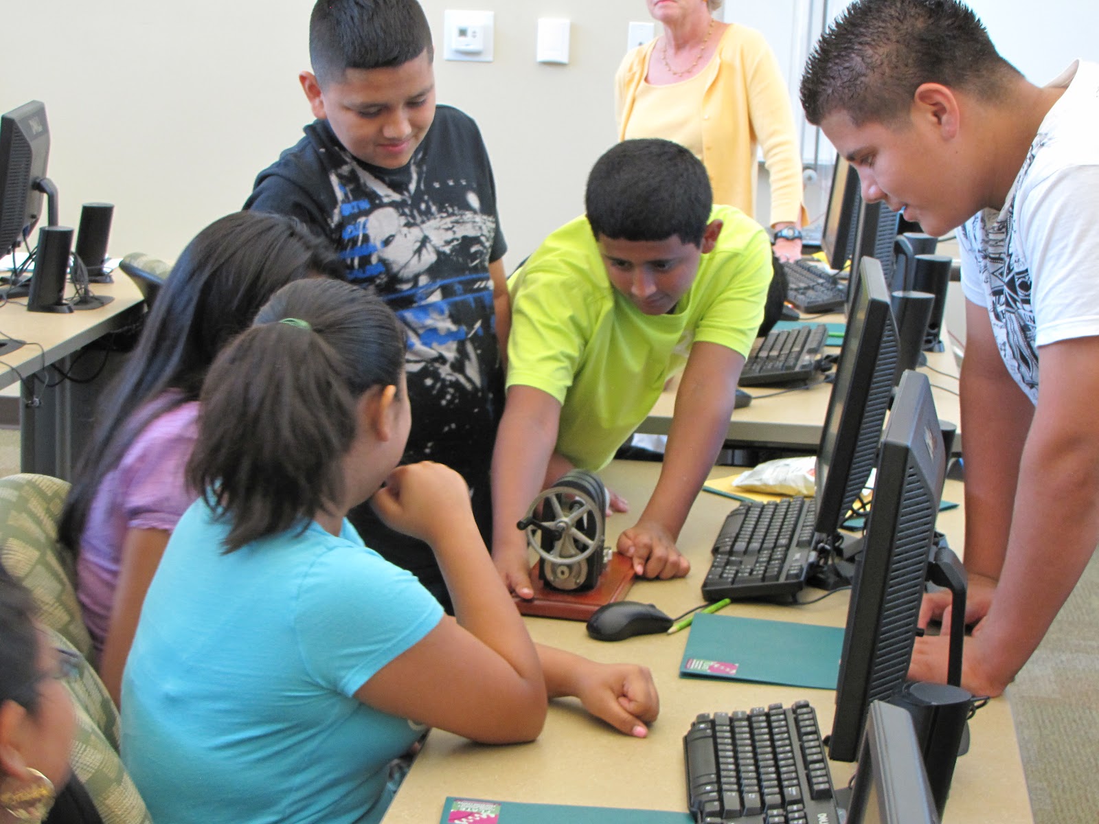 FLATE Focus: FLATE’s Summer Camps Make for a STEMtastic Summer!
