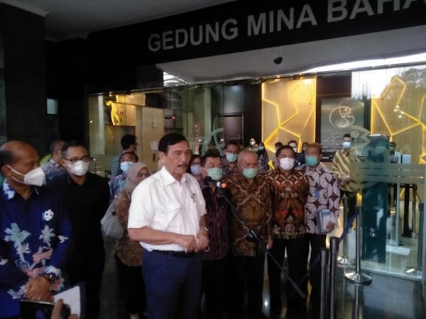 Edhy Prabowo Ditangkap KPK, Menko Luhut Tetap Dukung Ekspor Benih Lobster