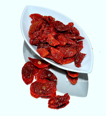 Tomaten (Solanum lycopersicum), getrocknet