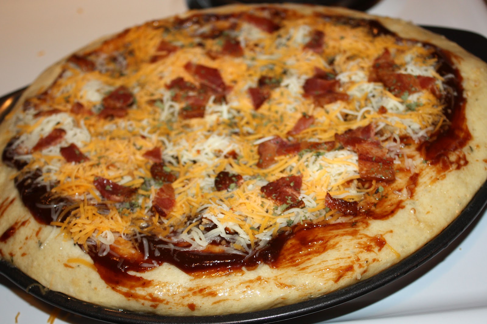 Easy Garlic Pizza Crust