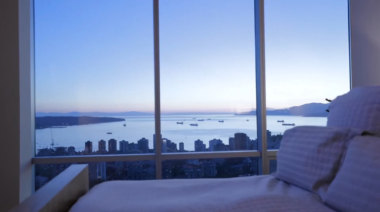 28 Photos vs. 1128 West Georgia Street #4901, Vancouver vs. Luxury Condo Interior Design Tour