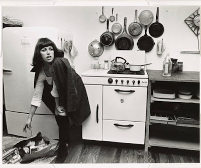 Cindy Sherman untitled film still in kitchen Cindy Sherman photography portrait