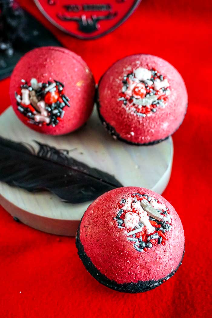 How to Make Halloween Bath Bombs Everything Pretty