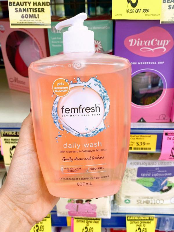 Dung Dịch vệ sinh phụ nữ Femfresh 250ml