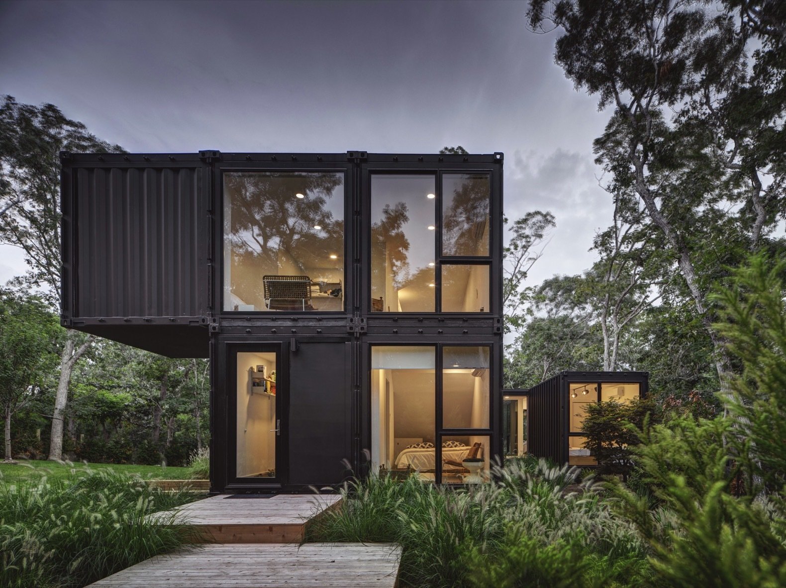 Shipping Container Homes & Buildings: Black Box - 4 x 20 ft