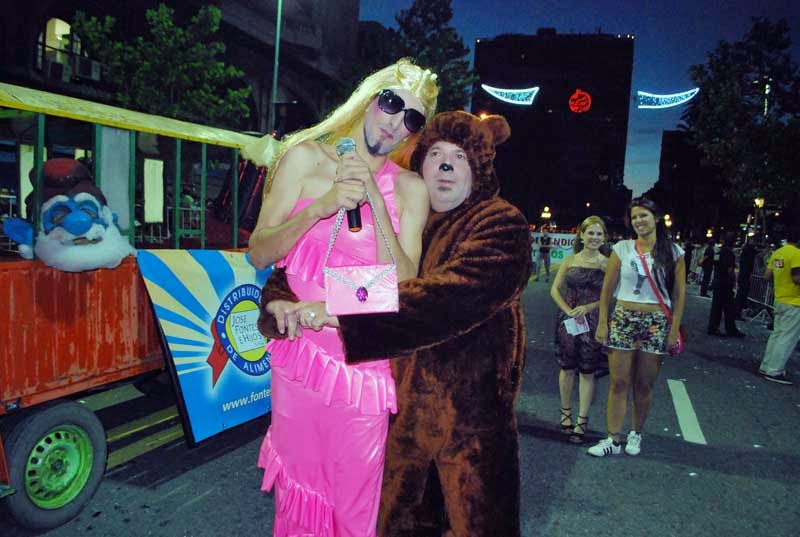 Desfile Inaugural del Carnaval. 2015. Sociedad Anónima. Desfile Inaugural del Carnaval. 2015. Sociedad Anónima.