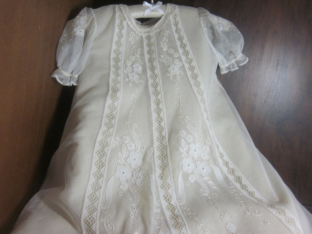 Lyn's Needlecase: Textile Museum