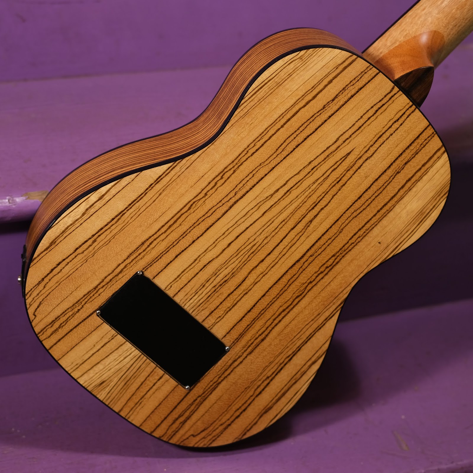 2010s Hadean UKB22 Ukulele Bass