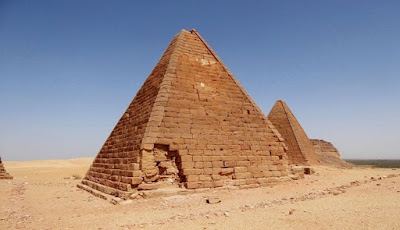 Piramida Nubia Menakjubkan yang Terlupakan di Meroe