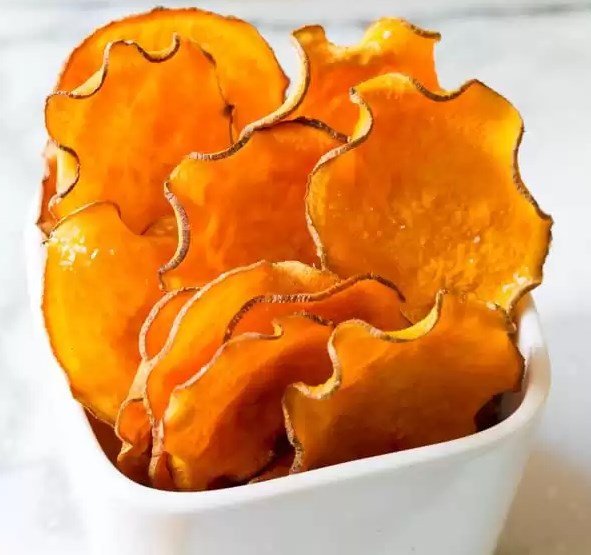 Baked Sweet Potato Chips Recipe #healthymeals #crispyrecipe