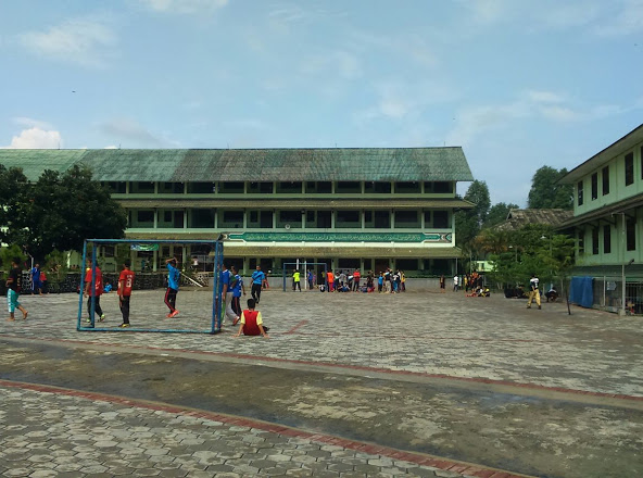 15 Pondok Pesantren Terbaik Dan Terbesar Di Bogor Jawa Barat Kuwaluhan Com