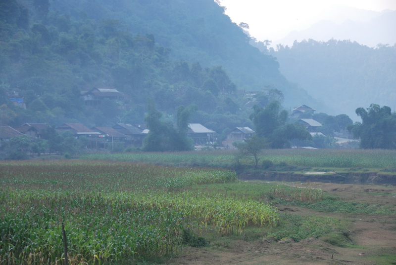 Tham quan Làng Pác Ngòi ở Ba Bể