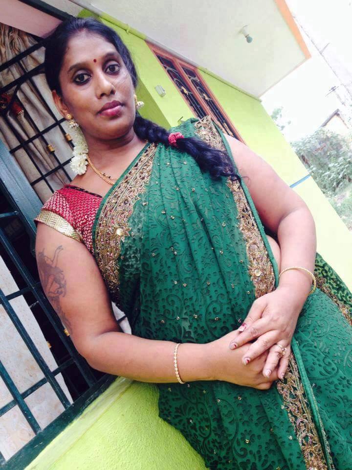 India Friendship Aunty Housewife July 2018 