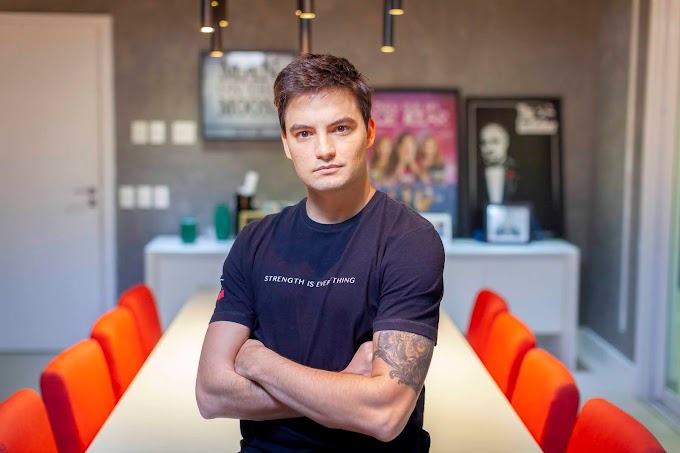 Felipe Neto compra 14 mil livros com tema LGBT para distribuir na Bienal