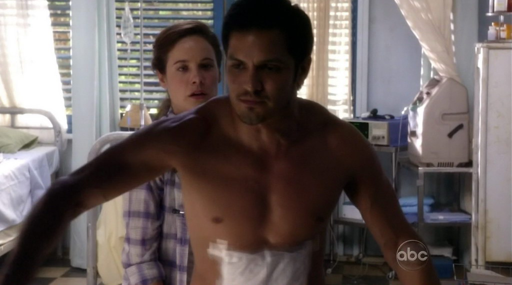 Nicholas Gonzalez Shirtless on Off The Map s1e06 - Shirtless Men at groopii