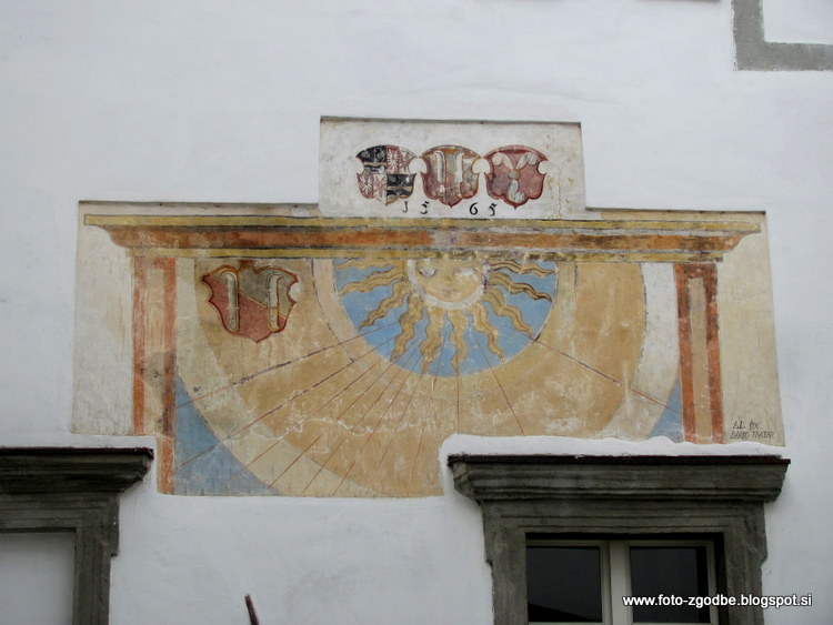 Radovljica, Linhartov trg 1, graščina Slovenija, Gorenjska