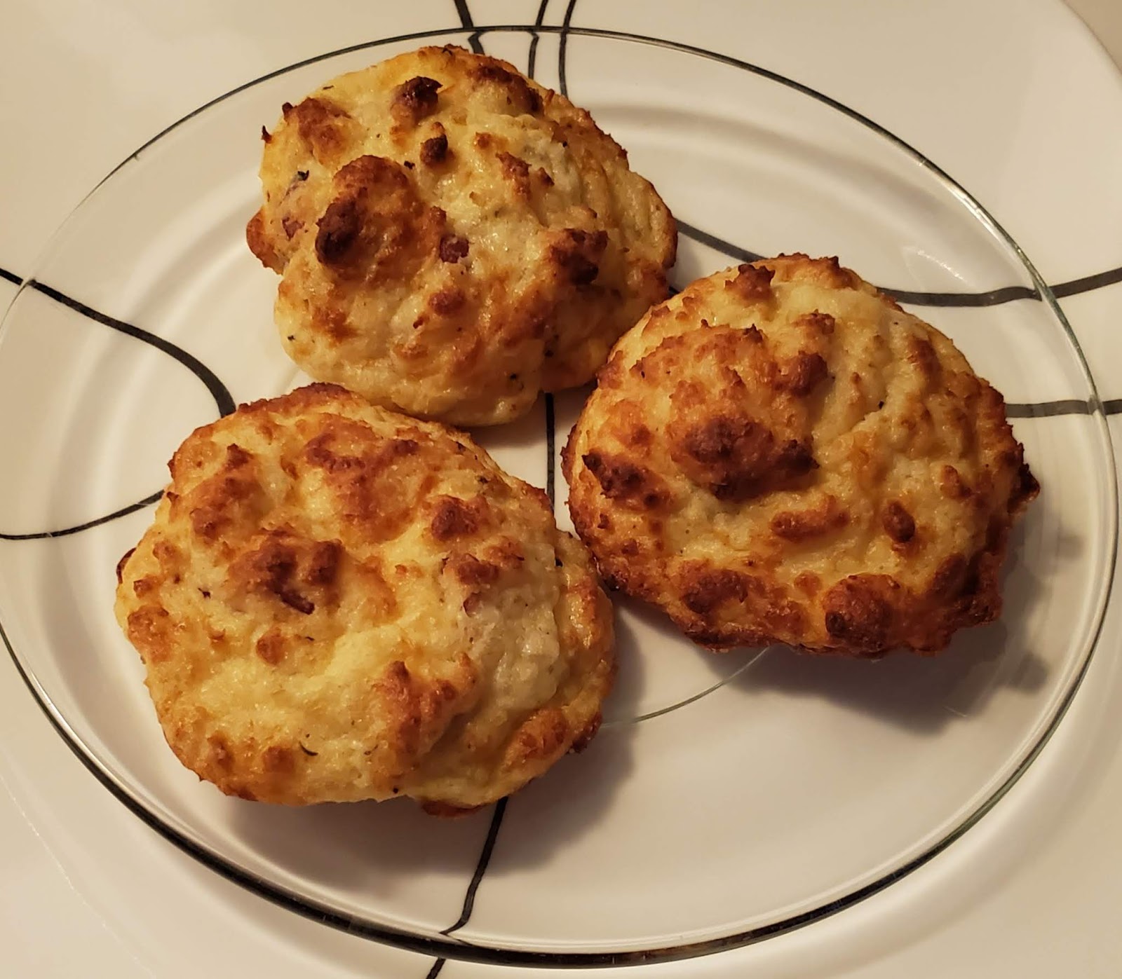 Carrie's Kitchen Creations KETO Bacon & Cheddar Breakfast Biscuits