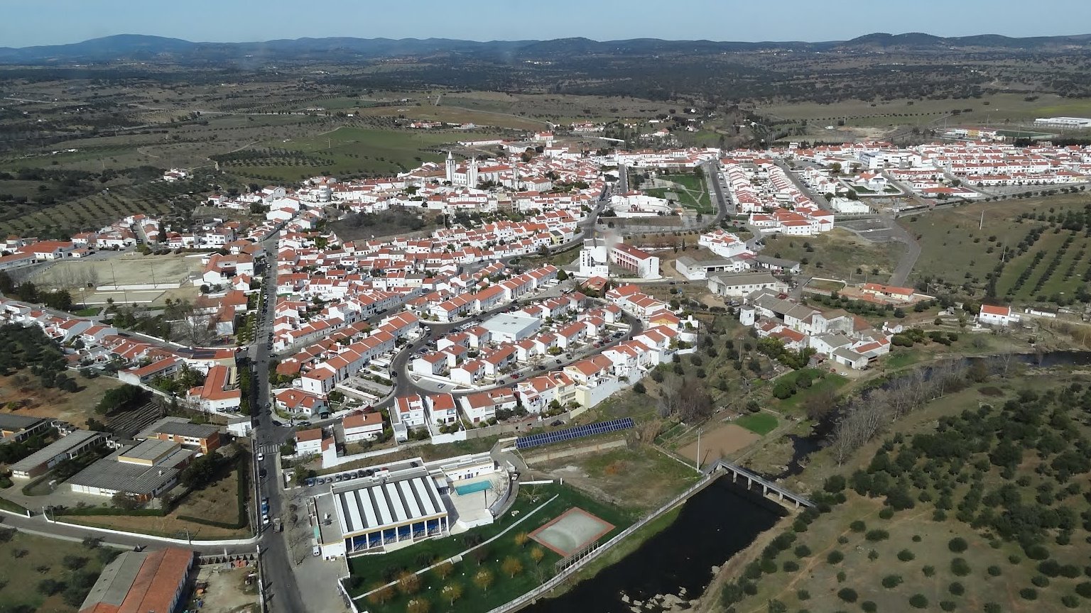 ARRONCHES EM NOTÍCIAS Arronches Apanhado pela proprietária a dormir