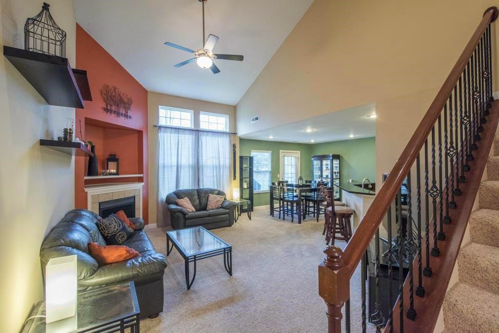 The Columbus Real Estate Cafe Open House (Condo) Off of Hayden Run