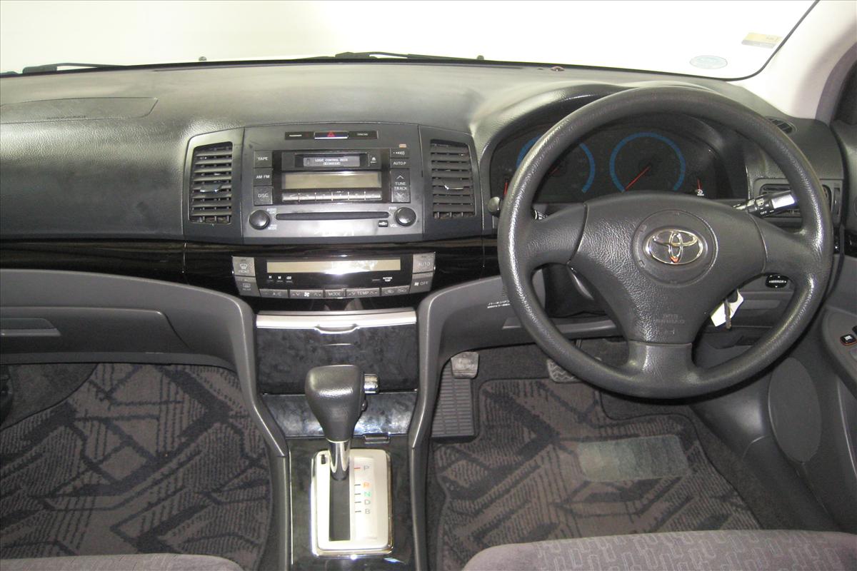 Toyota allion салон