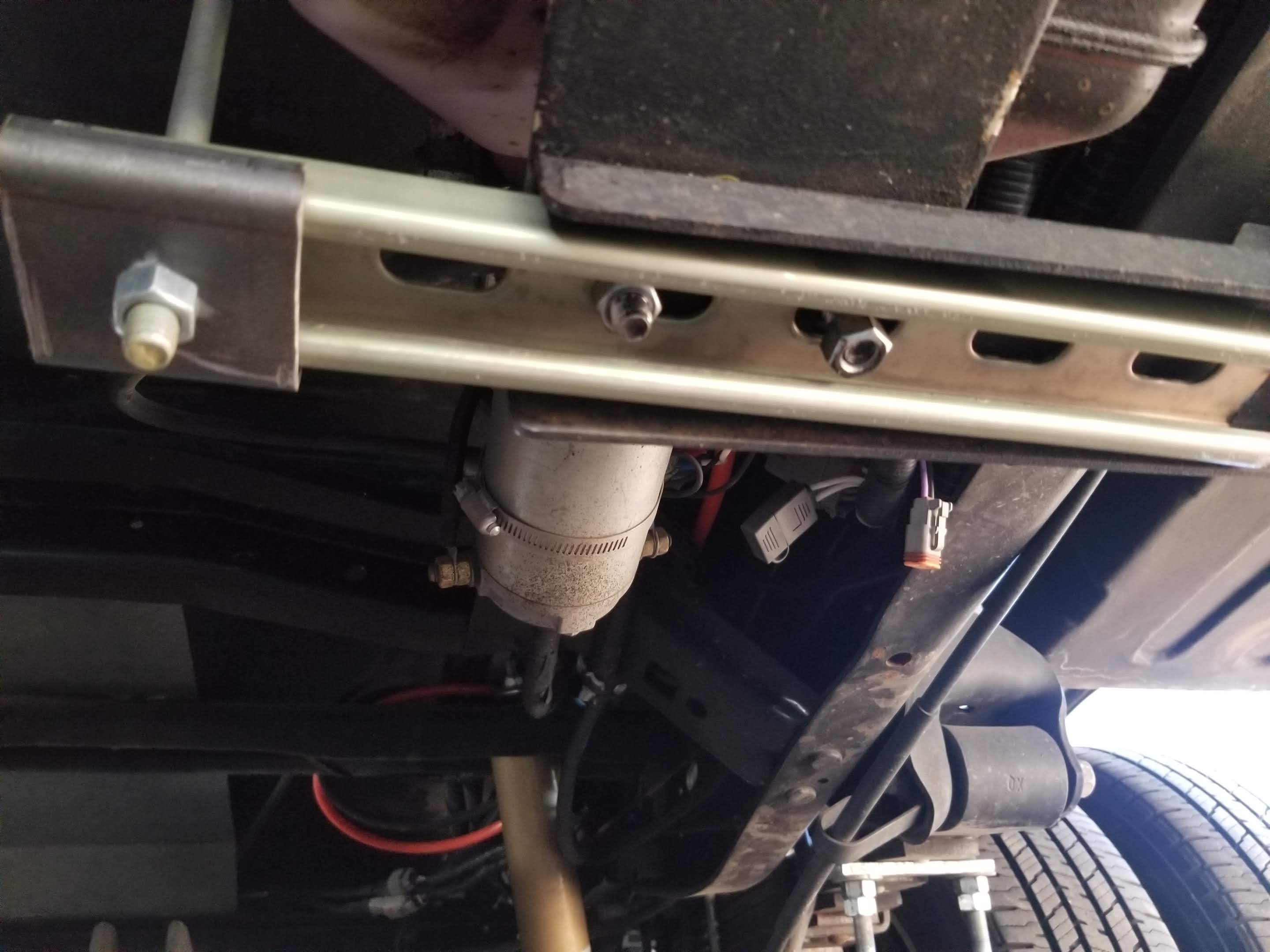 Dons DIY Projects RV Hydraulic Pump Mount Stabilization