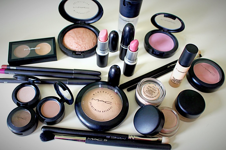 Mac makeup, Best mac makeup, Makeup to buy