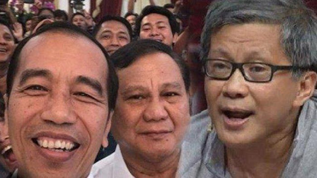 Pandangan Kritis Rocky Gerung Soal Bersatunya Jokowi-Prabowo Pandangan Kritis Rocky Gerung Soal Bersatunya Jokowi-Prabowo