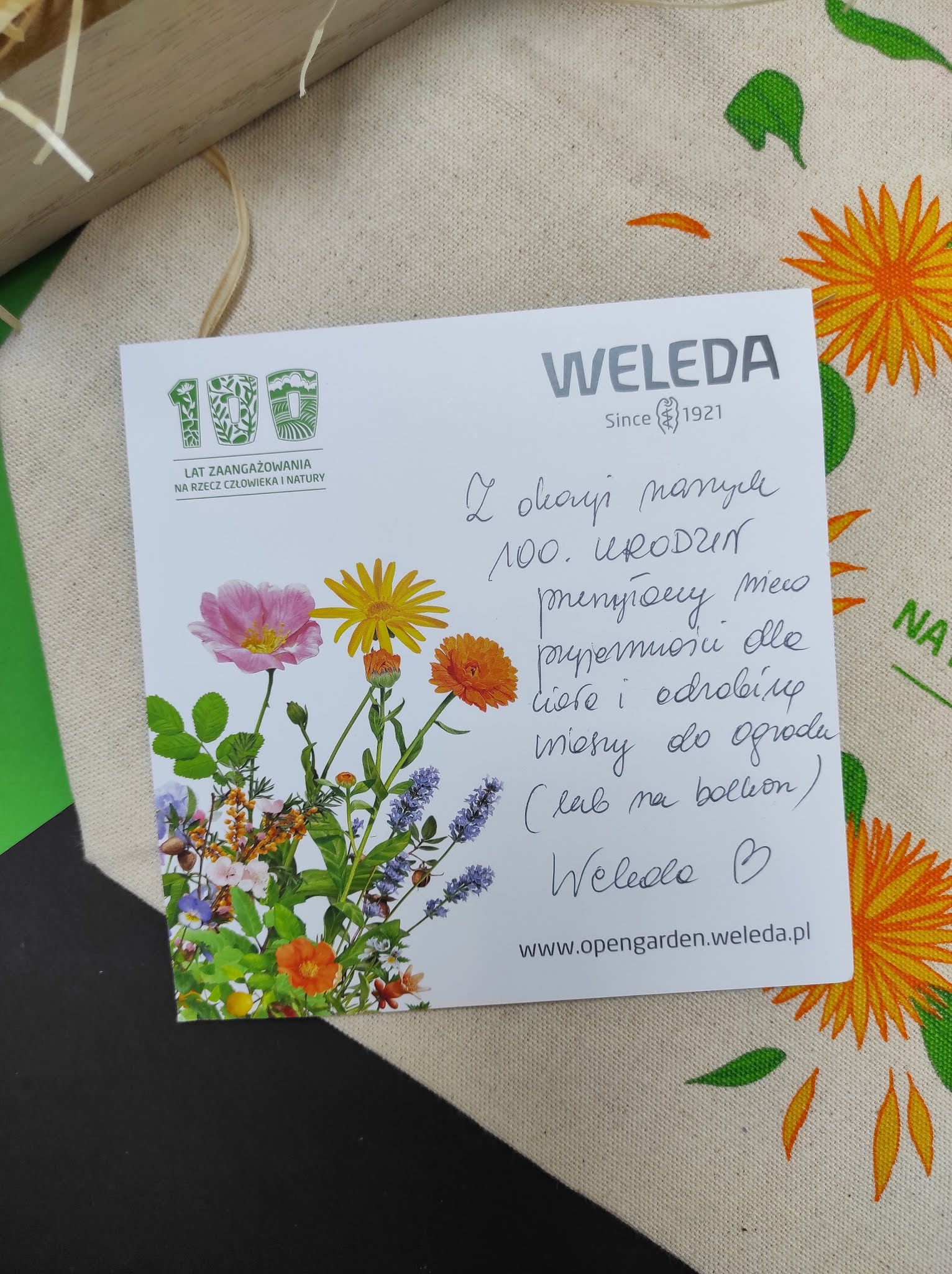 Sto lat marki Weleda - życzenia urodzinowe i paczka niespodzianka
