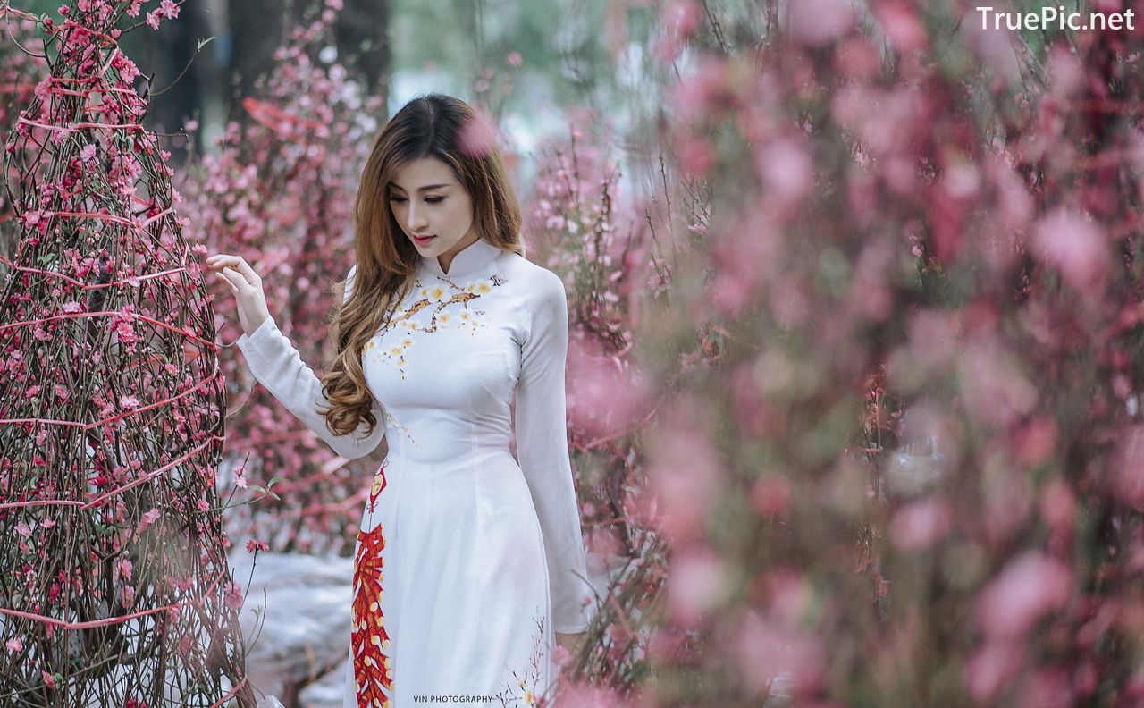 Image-Vietnamese-Beautiful-Girl-Ao-Dai-Vietnam-Traditional-Dress-by-VIN-Photo-3-TruePic.net- Picture-84
