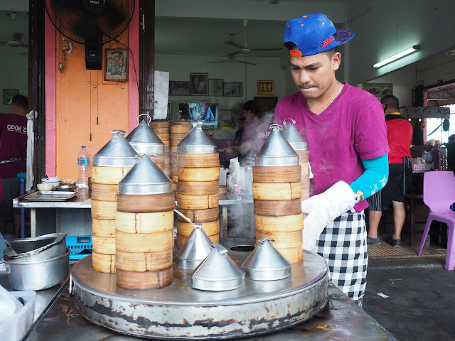 Thailand hatyai food Songkhla malaysia travel blogger cestlajez